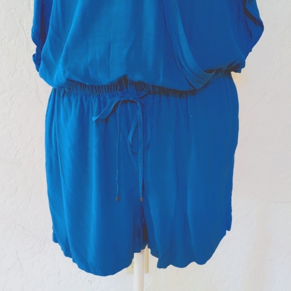 LOFT Vibrant Blue Flutter Sleeve Cinched Drawstring Waist Romper Size Medium - Picture 3 of 8
